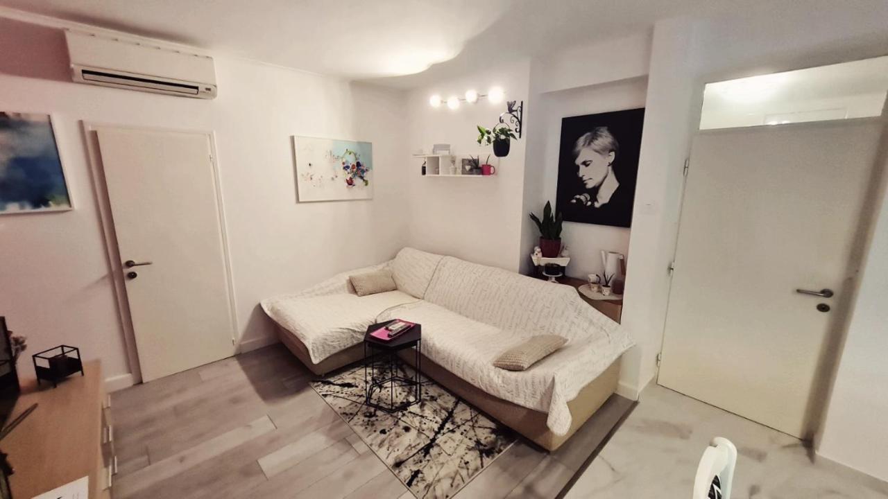 Apartment Brdo Pula Exterior foto